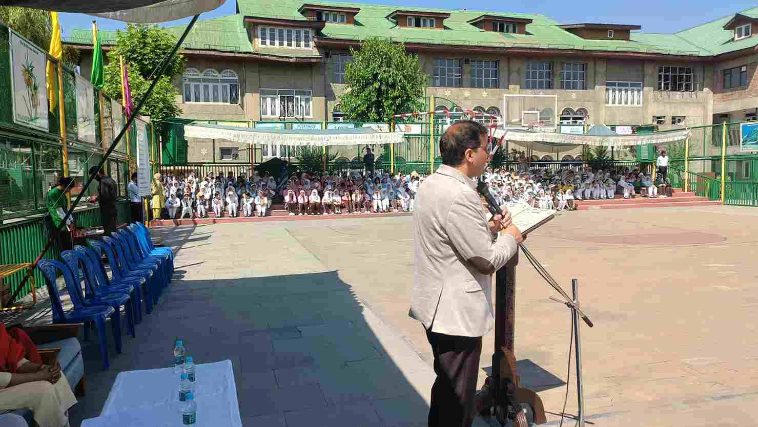 JAN BHAGIDARI AT TYNDALE BISCOE AND MALLINSION GIRL SCHOOL SRINAGAR JK